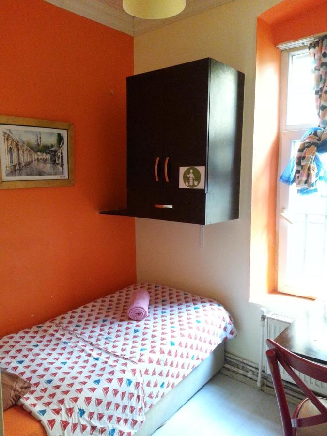 Taxim Hostel (Adults Only) Estambul Exterior foto