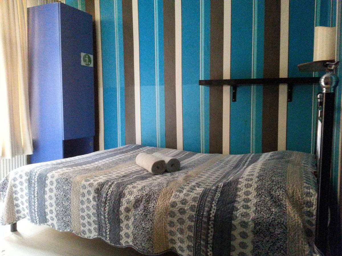 Taxim Hostel (Adults Only) Estambul Exterior foto